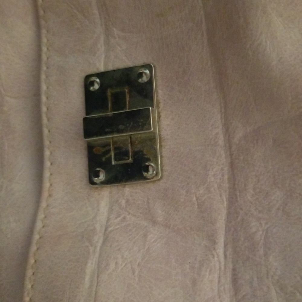 Purse - Picture 2 of 4